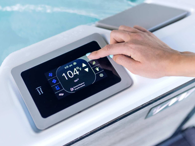 Écran tactile de contrôle principal haut de gamme